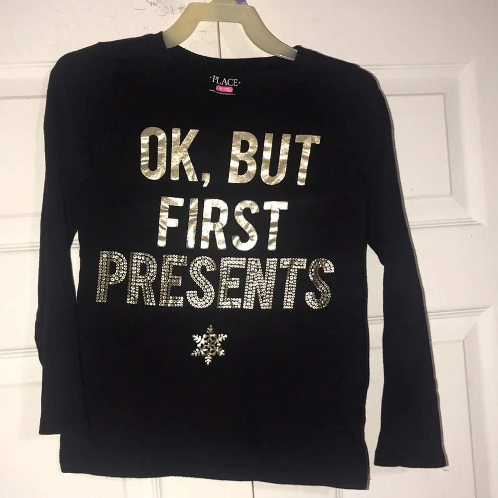 Girl’s Cute Holiday Top